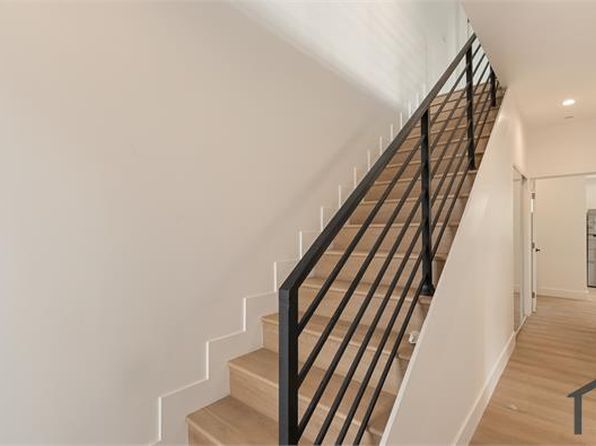 2843 Folsom St #1