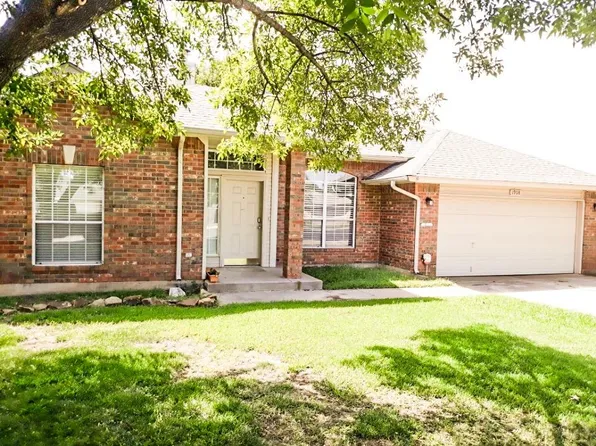 1908 Ironhorse Cir, Norman, OK 73072