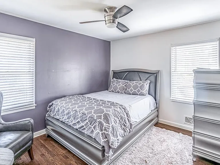 2456 Harwood Dr — Photo 4