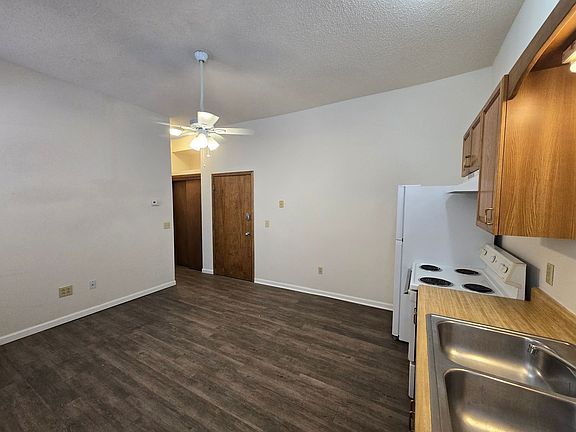 5th image of 111 S Erpelding Ave #204
