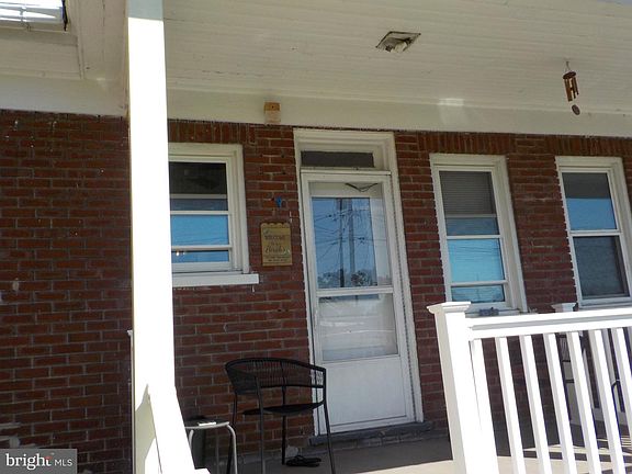 5th image of 174 E Emaus St