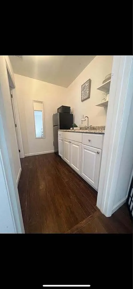 1 bed, 1.0 bath, 500 sqft, $1,500 — Photo 4