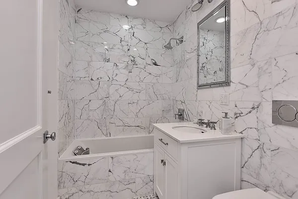 Sold by House-N-Key Realty | media 20