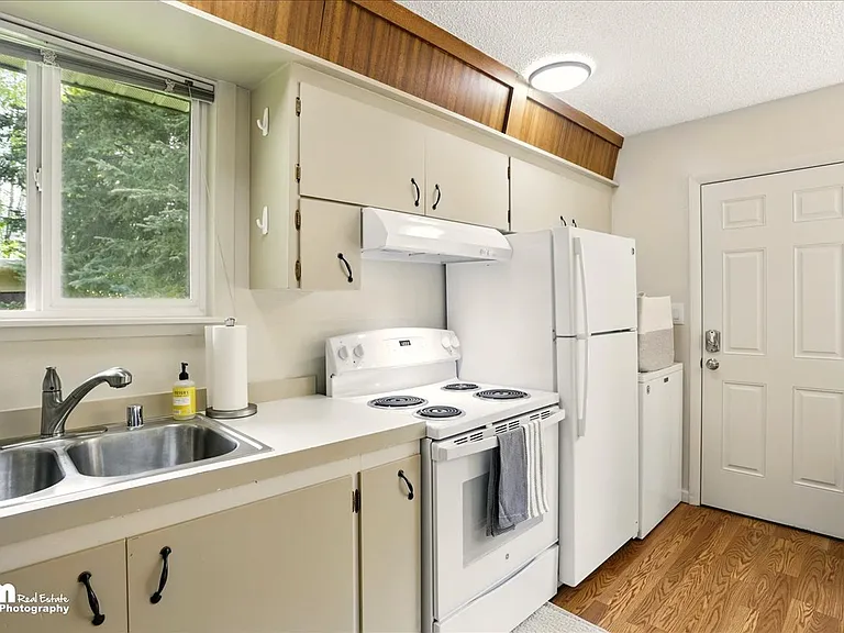 5305 Cope St #2 — Photo 13