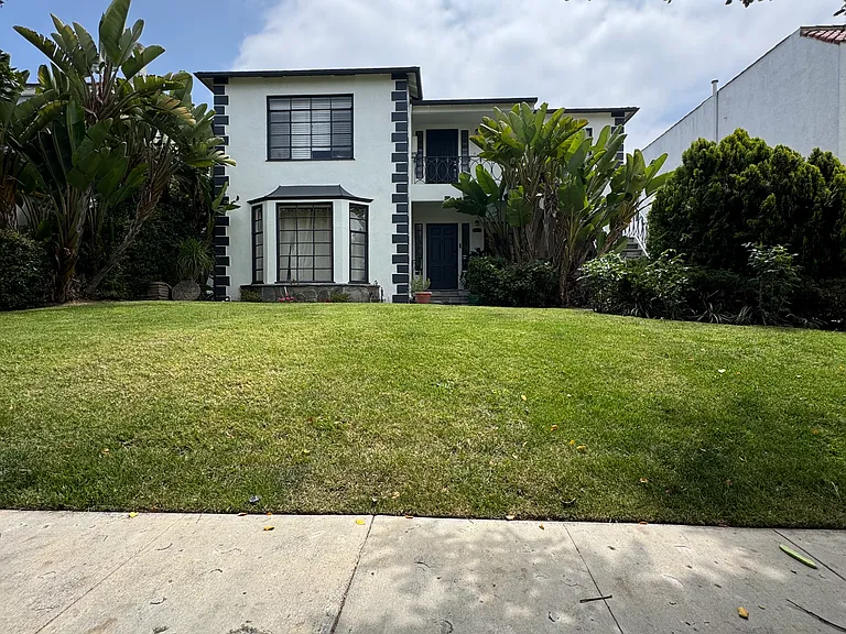 1226 S Longwood Ave #1226 — Photo 43