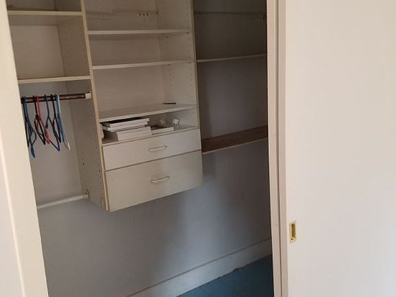 4th image of 10 Perry St #1