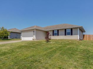 116 Cherry Ave, Clever, MO 65631