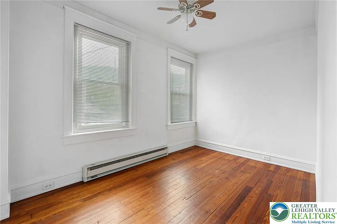 2 bed, 1.0 bath, 814 sqft, $1,450 — Photo 4