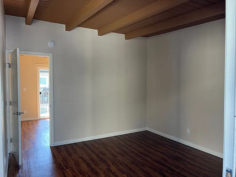 2701 W McFadden Ave — Photo 42