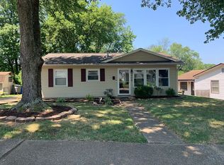 408 Thornberry Dr, Evansville, IN 47710