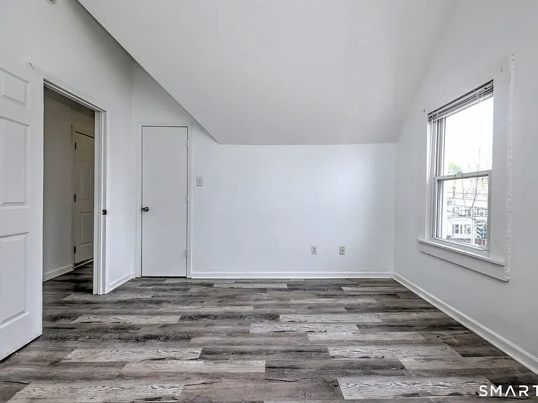 483 Ferry St #3 — Photo 11