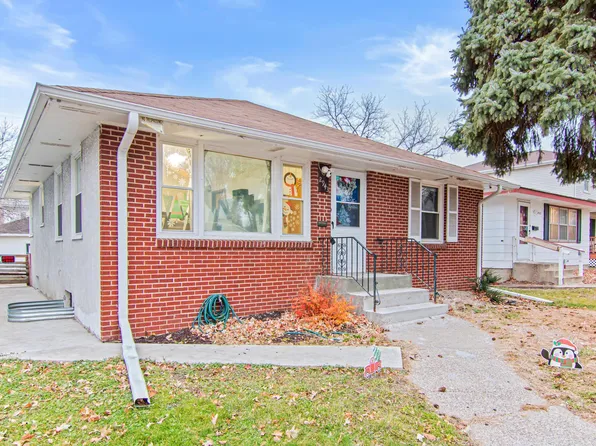 2943 Russell Ave N, Minneapolis, MN 55411