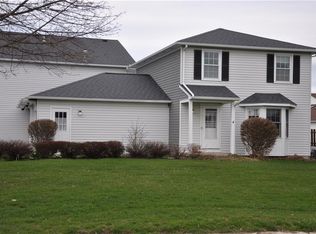 490 Nadine Dr, Webster, NY 14580