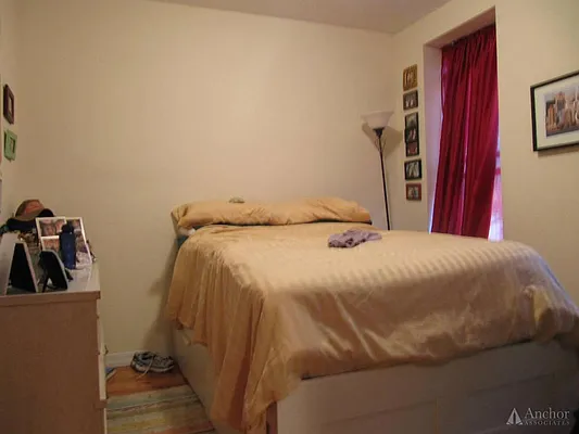 Rented by Anchor Associates | media 14
