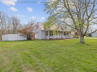3291 Creston Rd, Evans, WV 25241