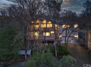 19232 N Shore Ct, Hidden Valley Lake, CA
