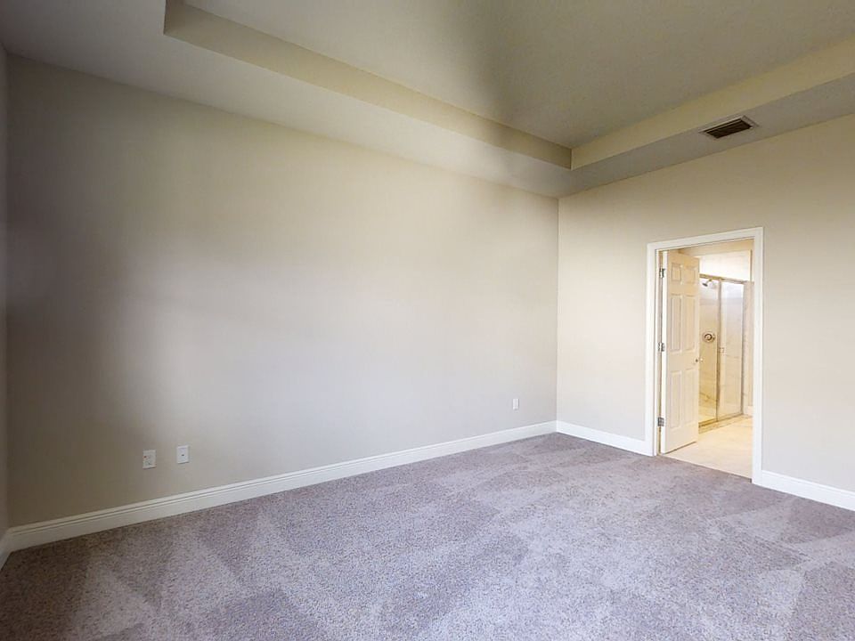 1st image of 1175 NW Leonardo Cir
