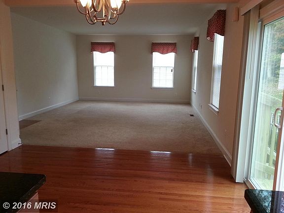 5th image of 10634 Berry Orchard Ct