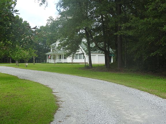 3rd image of 45276 Easley Ln