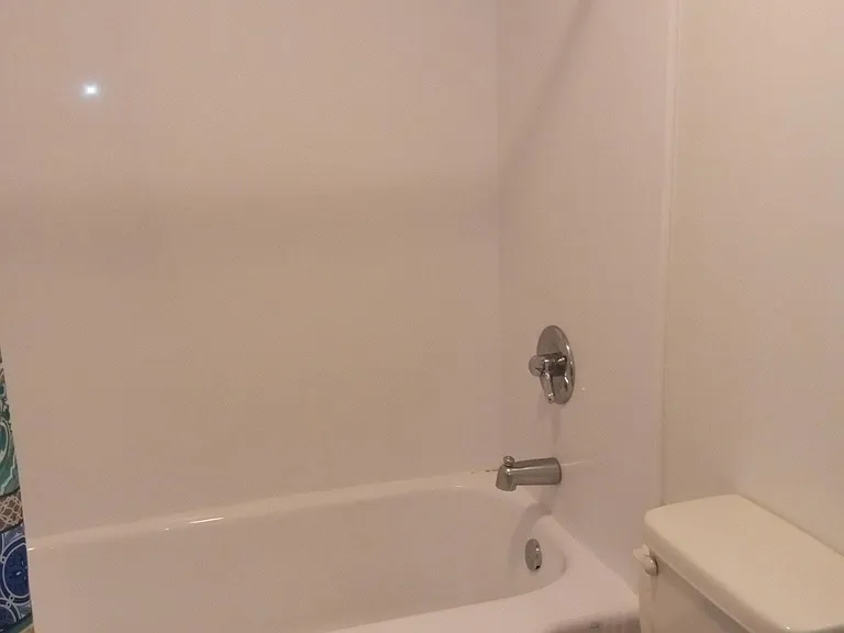 1060 Euclid Pl #1 — Photo 10