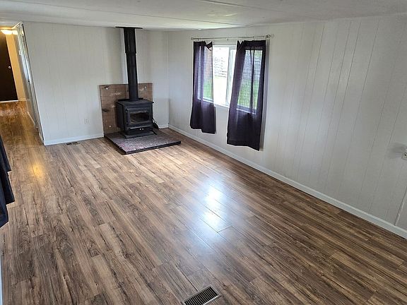 3rd image of 1248 Horton Rd