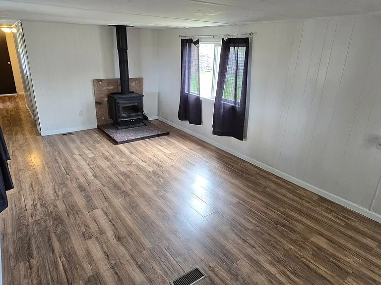 1248 Horton Rd — Photo 3