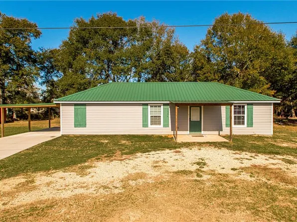 30274 Edna Kinchen Rd, Holden, LA 70744