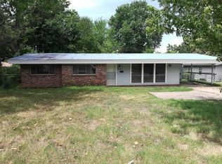 622 S Dixieland Rd, Rogers, AR 72758
