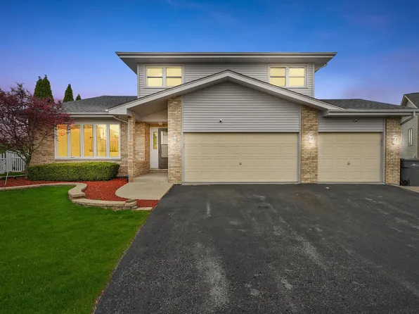 9028 Robin Ct, Orland Hills, IL 60487