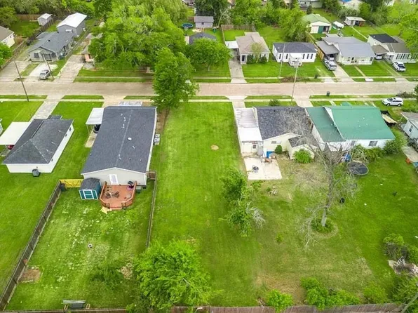 4012 Auburn St, Lake Charles, LA 70607