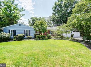 14 Cherbourg Ct, Potomac, MD 20854