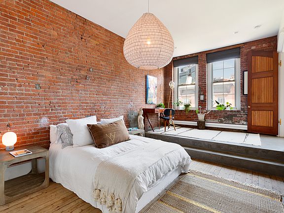 5th image of 72 Horatio St APT 3N