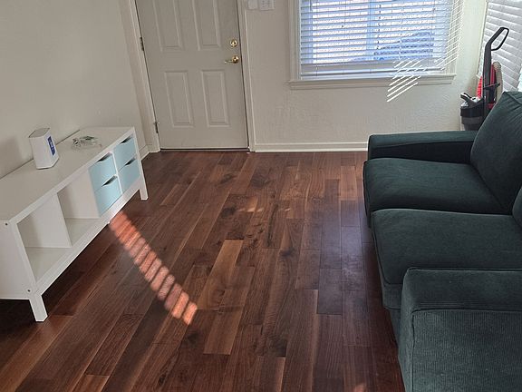 4th image of 350 Grand St #2