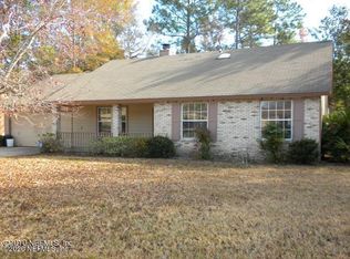 6129 Island Forest Dr, Fleming Island, FL 32003