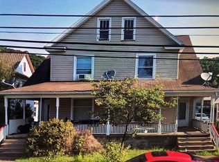 258-260 Grant St, Franklin, PA 16323