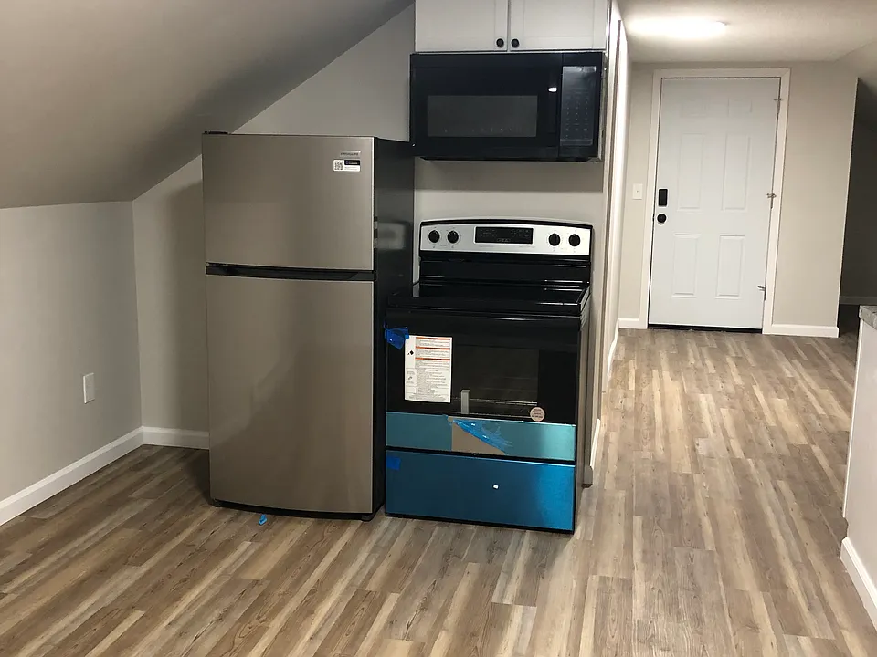 48 Kendall St #3