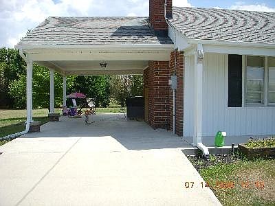 4th image of 219 Wyatt Cir