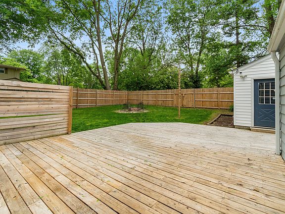4th image of 6503 Cambridge Ln