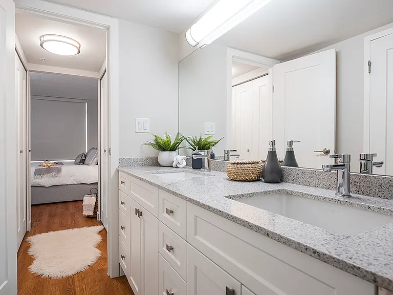 1022 Nelson St — Photo 21