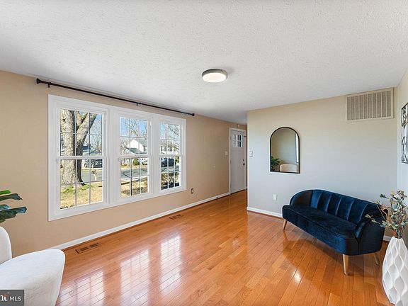 5th image of 12305 Streamvale Cir