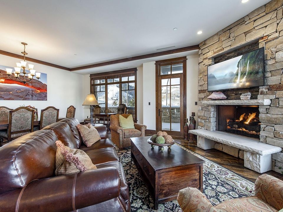1st image of 8886 Empire Club Dr #107