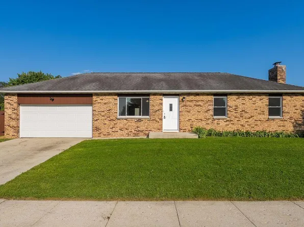 1504 Red Leaf Ln, Columbus, OH 43223