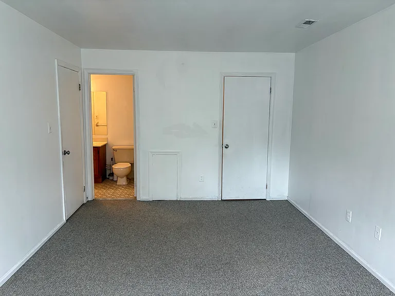 4965 Winterbury Dr — Photo 19