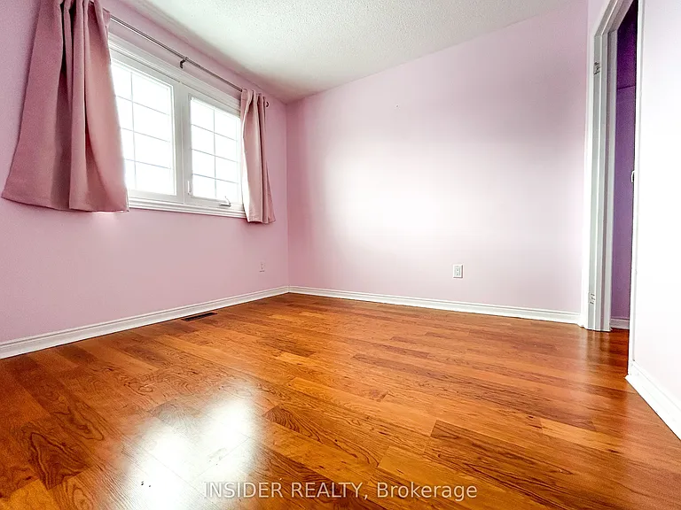 98 White Blvd — Photo 11