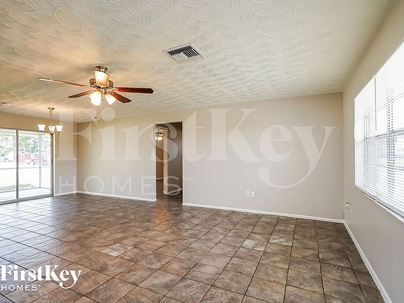 2nd image of 8185 Kings Bay Blvd
