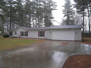 2631 E Pine Dr, Warsaw, IN 46582