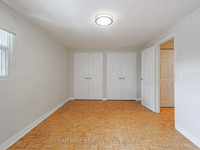 560 Waverly St N #25 — Photo 12