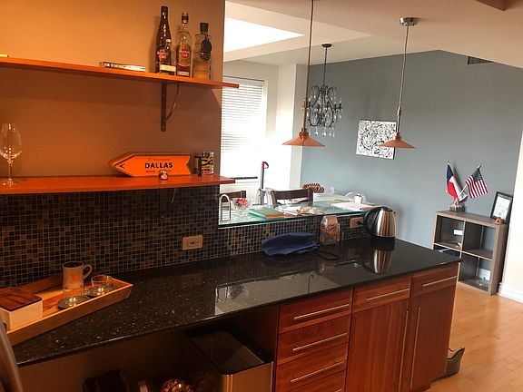 5th image of 2100 N Lincoln Park W APT 5ES