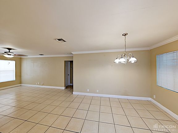 5th image of 5521 Parker Ave