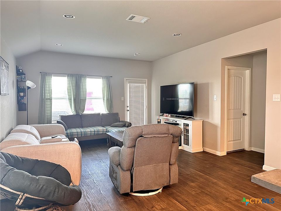 2nd image of 304 Fall Aster Dr